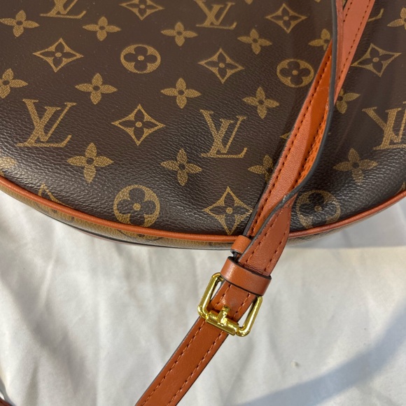 Designer Monogram Shoulder Bag with Gold Chain - Picture 2 of 5